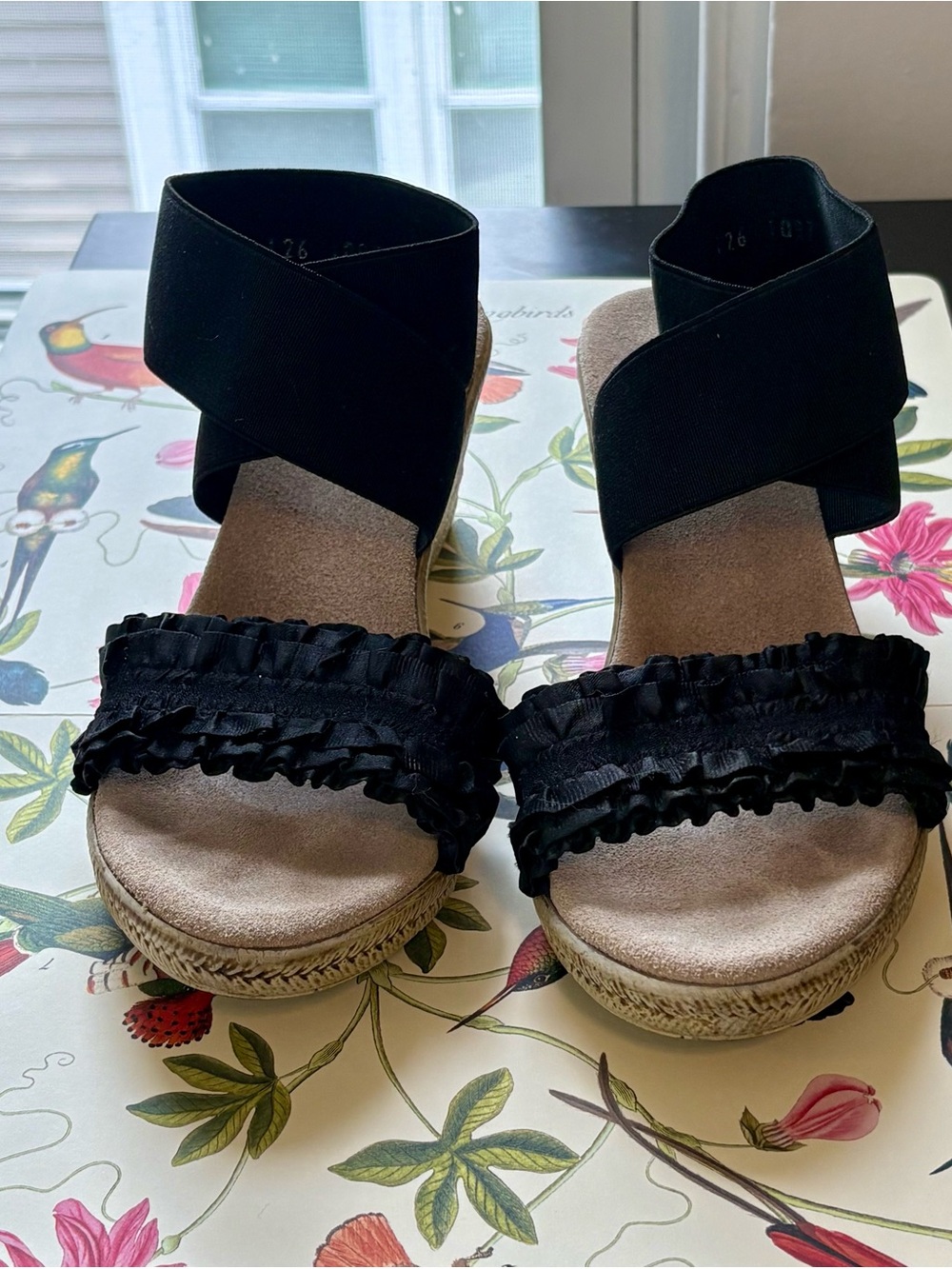 CHARLESTON SHOE CO. Black Ruffle Espadrille Wedge Sandals